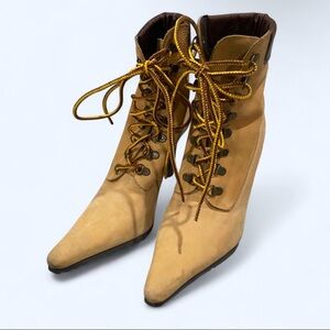 VINTAGE Y2K STEVE MADDEN MANHATTN BOOTS